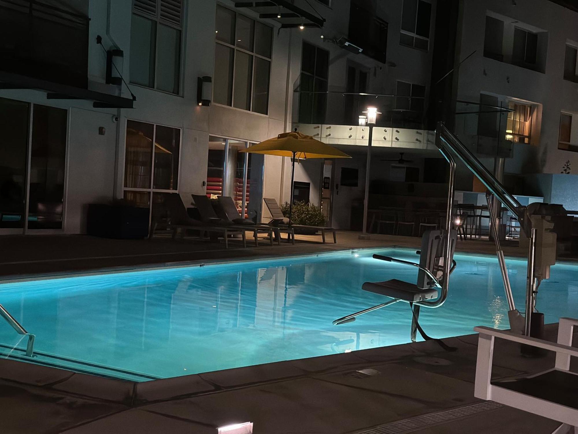 Appartamento Creative 2 Levels Penthouse Los Angeles Esterno foto